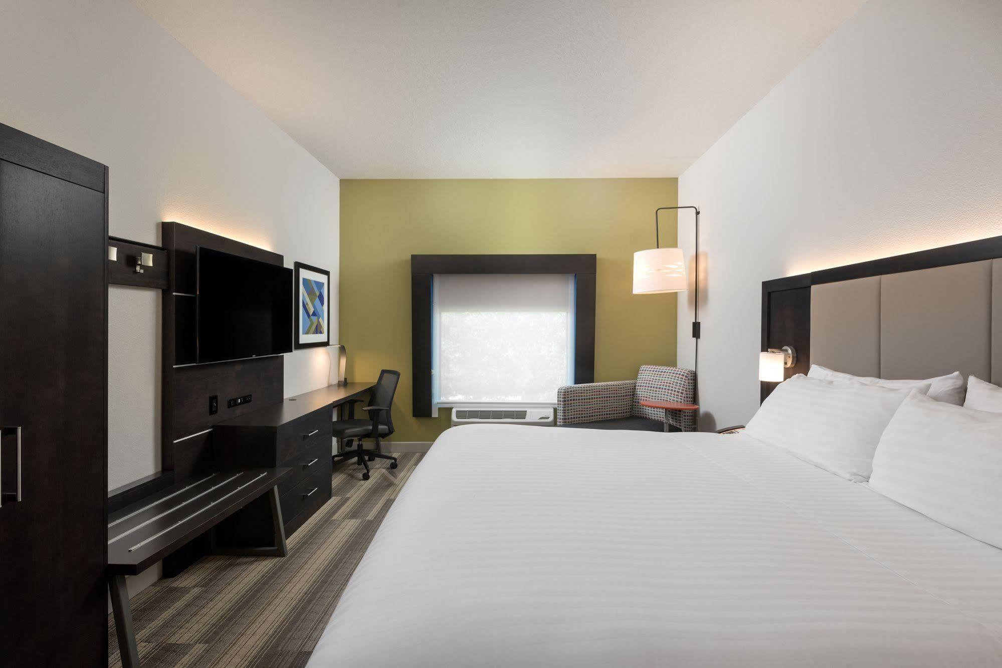 Express & South, An Ihg
