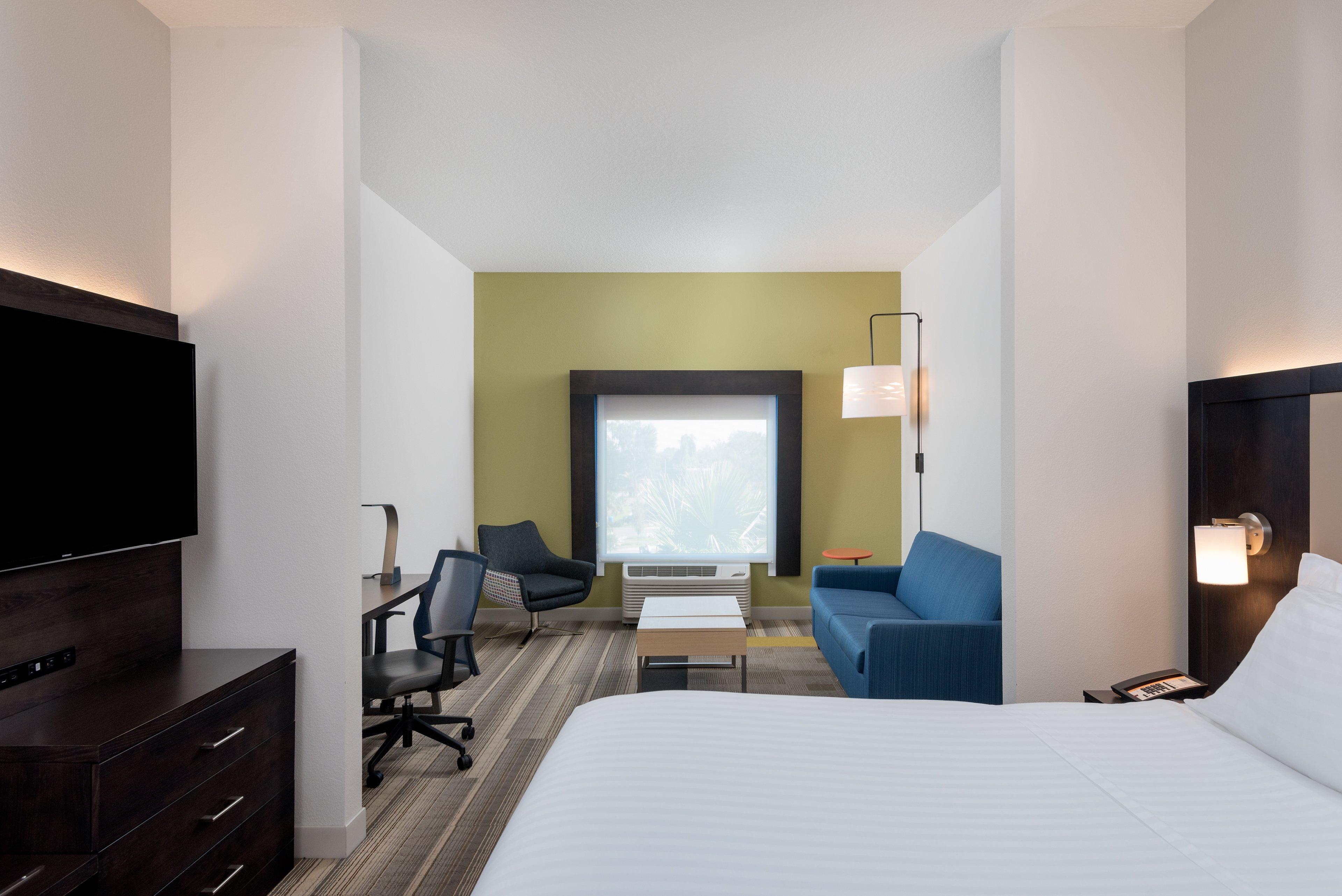 Express & South, An Ihg Lakeland