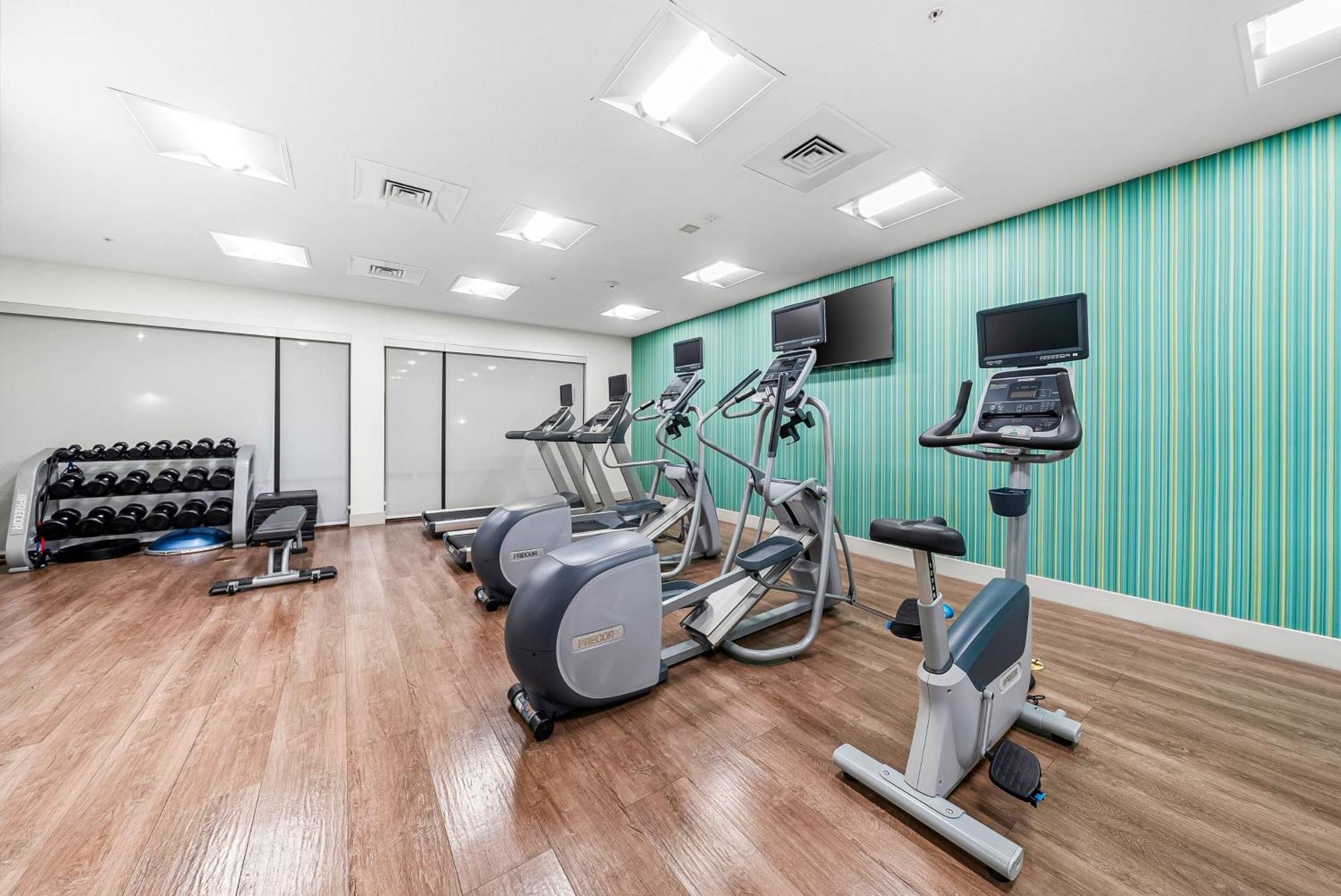 Express & South, An Ihg Lakeland