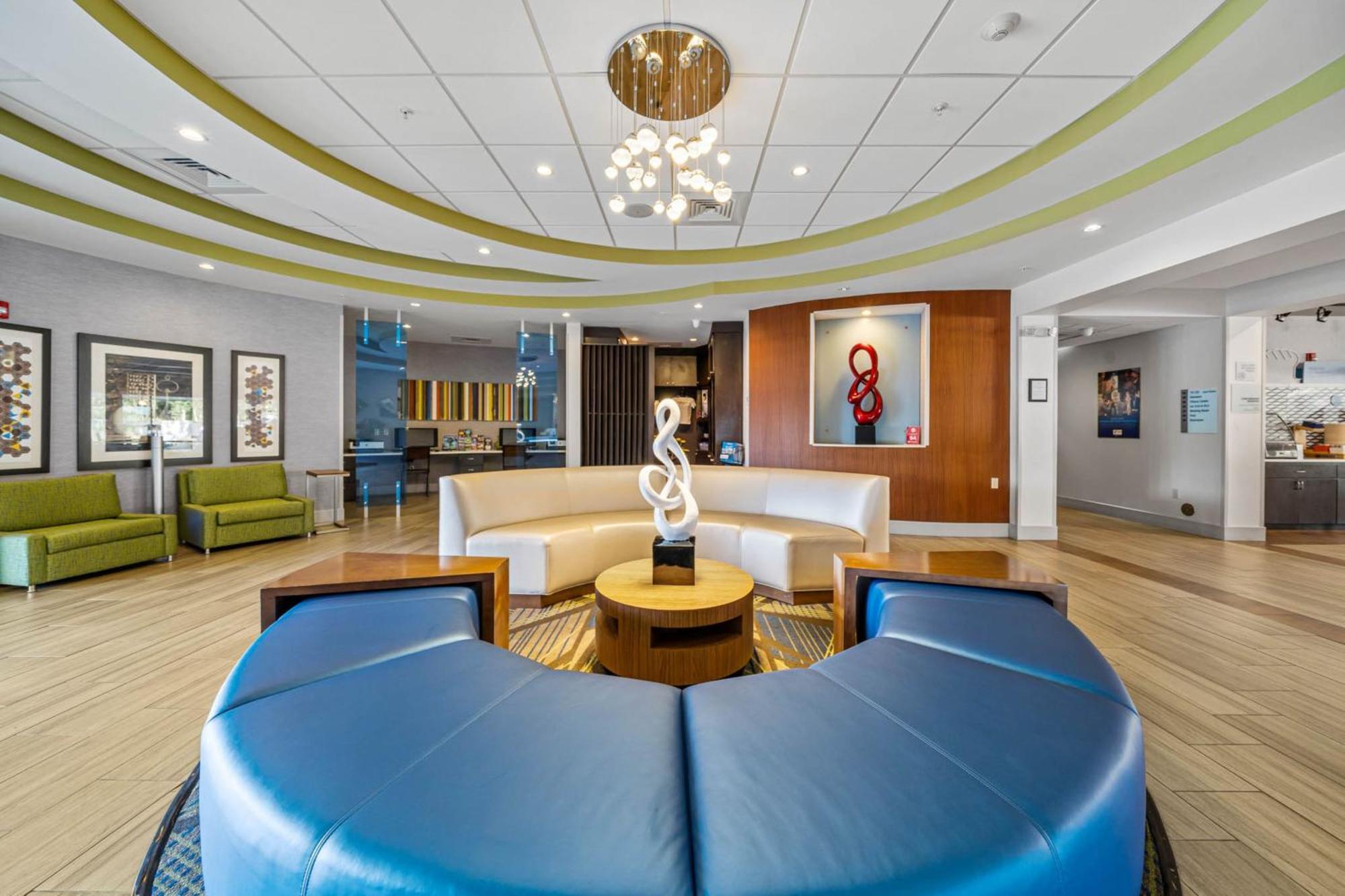 Express & South, An Ihg Hotel Lakeland