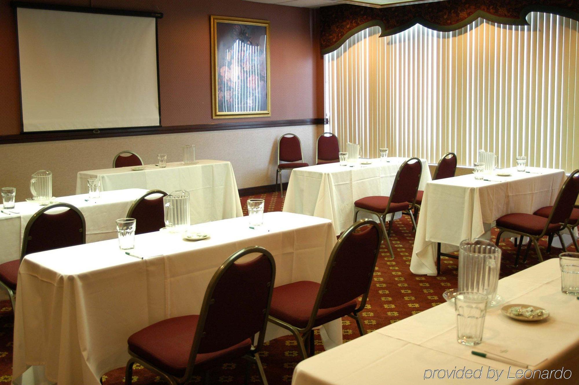 Express & South, An Ihg Hotel 3*