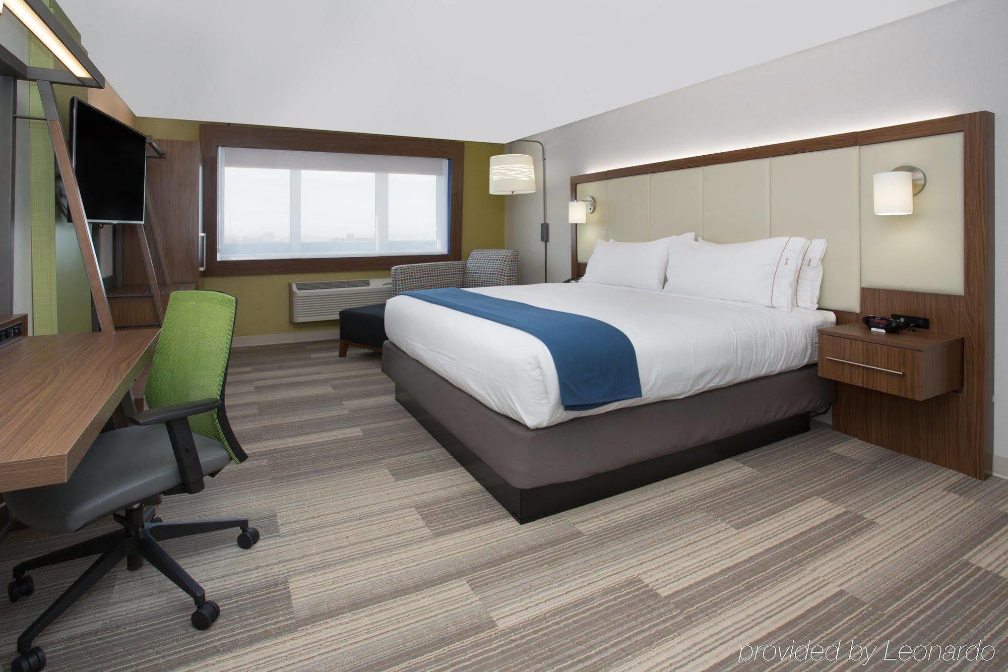 Express & South, An Ihg Hotel 3*