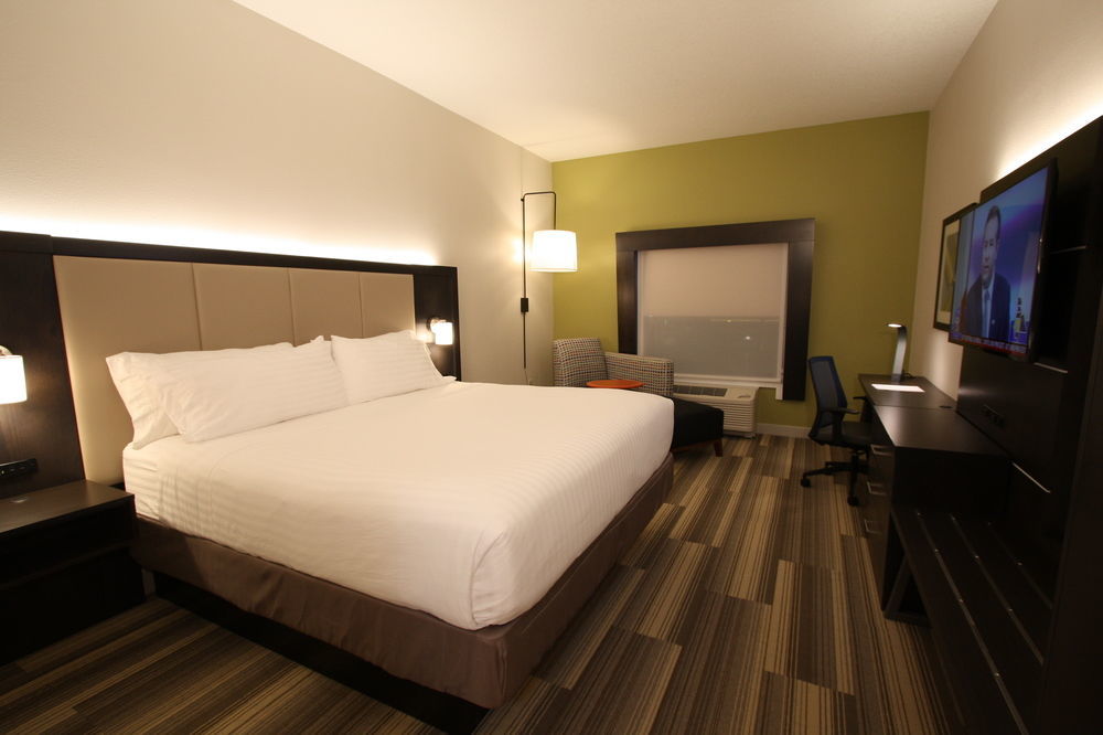 Express & South, An Ihg 3*