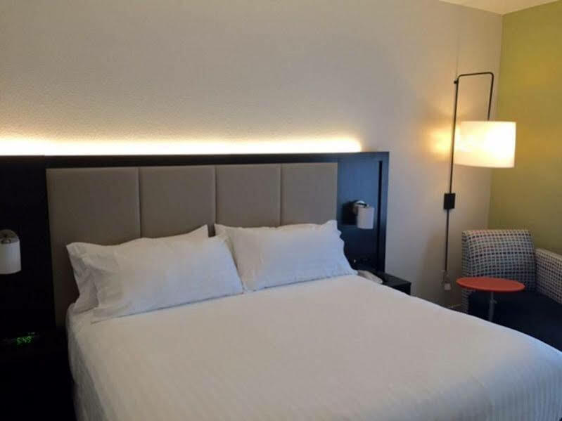 Hotel Express & South, An Ihg Lakeland